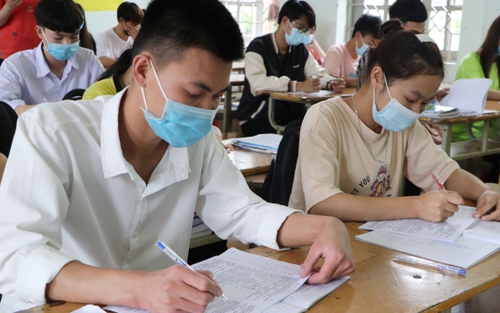 Tổ chức thi tốt nghiệp THPT năm 2022 linh hoạt, thích ứng với tình hình dịch bệnh