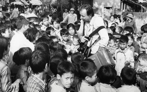 Lá thư từ nước Đức của Thomas Billhardt: Tình yêu với Việt Nam nằm tận đáy lòng tôi