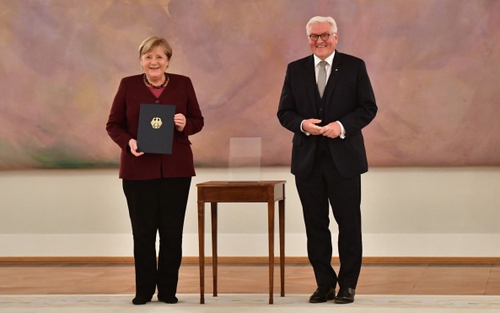 Thủ tướng Angela Merkel và Chính phủ Đức kết thúc nhiệm kỳ