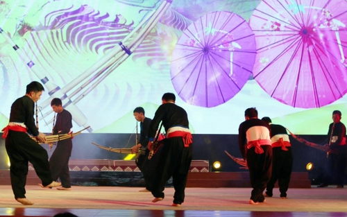 Nghệ thuật khèn Mông trở thành Di sản quốc gia