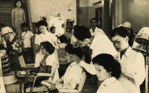 Tản văn cuối tuần: Một thời tóc uốn phi-dê