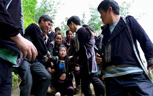 TS Trần Hữu Sơn: 'Không nên chỉ vì phẫn nộ mà coi kéo vợ là hủ tục'
