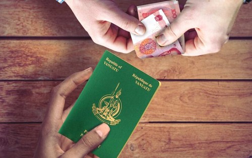 EP thúc đẩy cấm 'hộ chiếu vàng' và thị thực dành cho công dân Nga