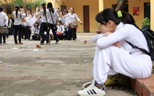 Vượt qua trầm cảm học đường: Để trẻ hiểu được người thân và xã hội quan tâm nhường nào