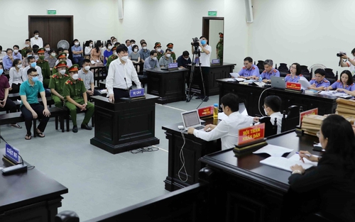 Nguyên Thứ trưởng Bộ Y tế Trương Quốc Cường xin giảm án cho cấp dưới