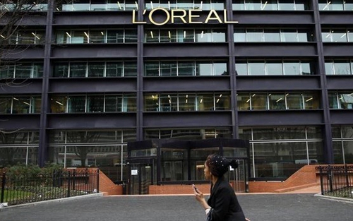 L'Oreal SA đối mặt với vụ kiện về nguồn gốc sản phẩm tại tòa án Mỹ