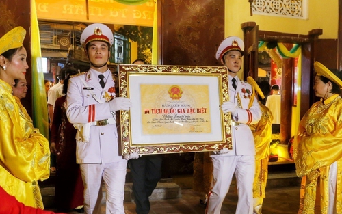 Hà Nội: Đón bằng Di tích Quốc gia đặc biệt 'Thăng Long Tứ trấn' – đền Bạch Mã