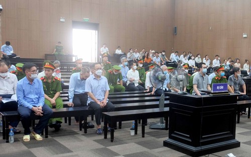 Xét xử cựu lãnh đạo Bình Dương: Bị cáo và gia đình xin giảm nhẹ hình phạt