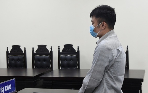 Phạt tù 'Tú ông' môi giới sex tour 15 triệu đồng/ngày