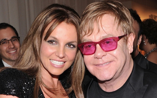 'Hold Me Closer': Cuộc hội ngộ giữa 'công chúa' Birtney và Elton John