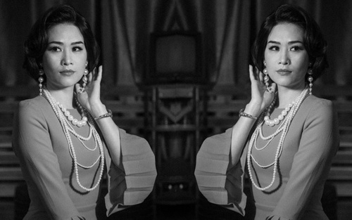 Phía trước là bầu trời: ‘Nguyệt thảo mai’ bị doạ đánh vì ghét và chuyện về người đàn ông quyền lực
