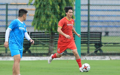 Tuấn Anh trở lại, HLV Park Hang Seo vẫn đầy lo lắng