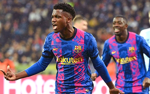 Barcelona và Juventus cùng chiến thắng: Giải độc tinh thần