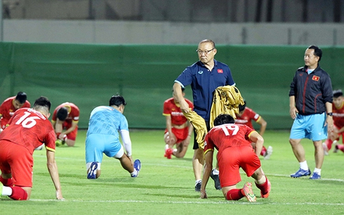 HLV Park Hang Seo tung 'hỏa mù'