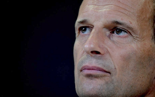 Juventus lao mình vào cơn bão
