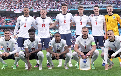 Bóng đá Anh phủ bóng EURO 2020