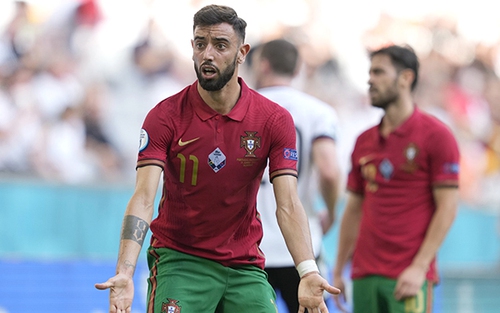 Bồ Đào Nha mất cân bằng vì Bruno Fernandes