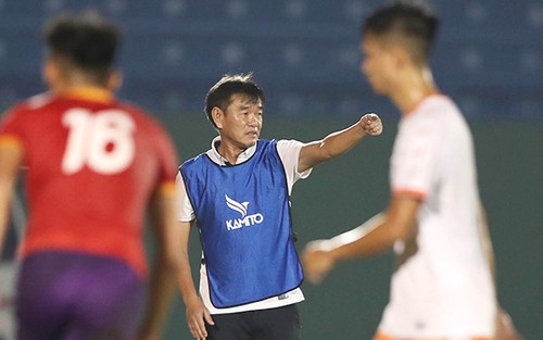 'Sóng ngầm' ở B.Bình Dương?