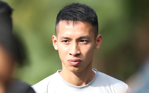 Hùng Dũng dè chừng HAGL, Hà Nội FC khủng hoảng thừa