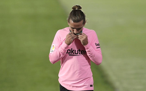 Barcelona: Vị trí tốt nhất của Griezmann là trên ghế dự bị…