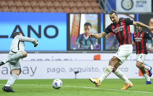 Milan đánh gục Inter: Tiếng gầm của sư tử Ibrahimovic