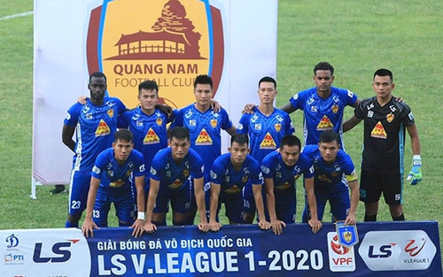Người lên ngựa, kẻ chia bào...