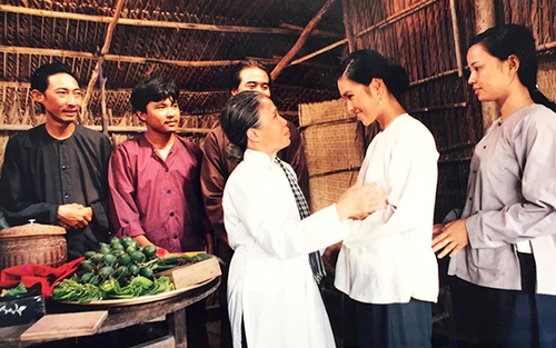 Vĩnh biệt nghệ sĩ Ánh Hoa: 'Ánh mắt sâu lắng, hiền hòa của màn ảnh'