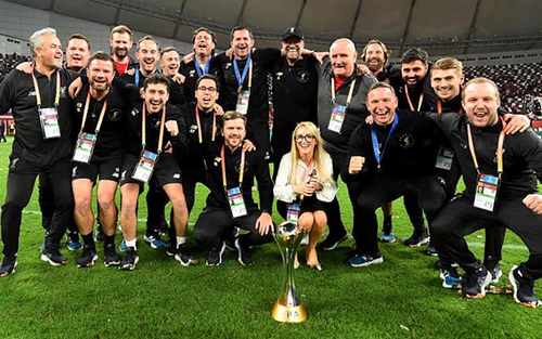 Liverpool vô địch Ngoại hạng Anh sau 30 năm: Những người hùng thầm lặng