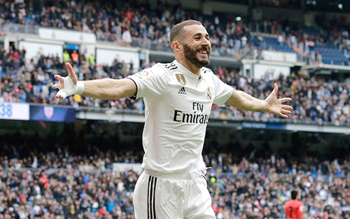 Real Madrid bớt nỗi lo nhờ 'cái đầu vàng' Karim Benzema