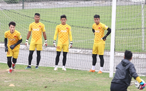 Thủ môn Bùi Tiến Dũng có thể dự bị ở SEA Games 2019