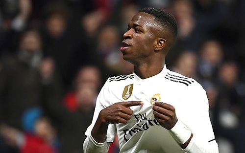 Vinicius Jr: Mang Messi tới cho tôi