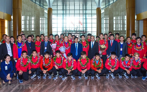 Xuân thêm nồng với bóng đá Việt Nam