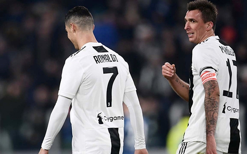 Juventus vs Valencia: 'Lính bắn tỉa' Mandzukic