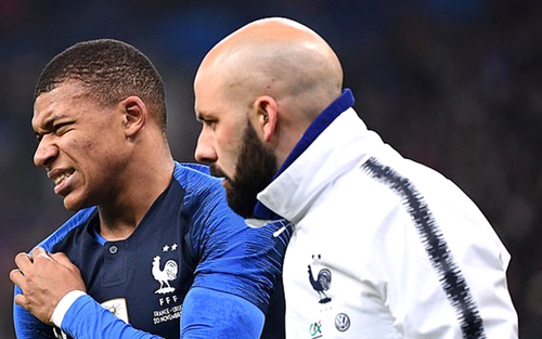 Neymar, Mbappe chấn thương, Liverpool hưởng lợi?