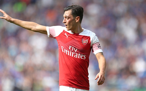 Arsenal: Oezil vẫn là nhạc trưởng của Pháo thủ