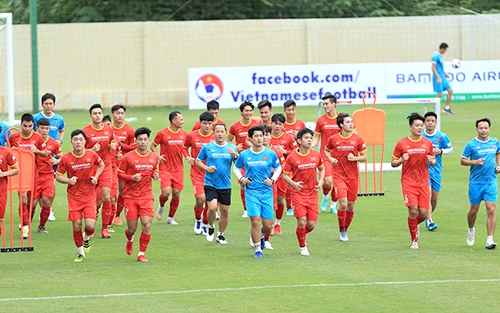 Nhà báo Hà Quang Minh: 'Đội tuyển Việt Nam sẽ thành công nếu thả lỏng mà đá'
