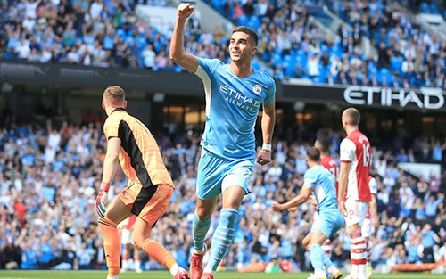 Man City: Không trung phong? Không vấn đề với Pep