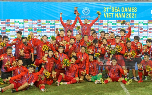 Bình luận viên Quang Huy: 'Lời chia tay đẹp của ông Park'