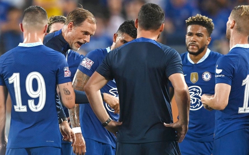 Mùa du đấu thảm họa của Chelsea
