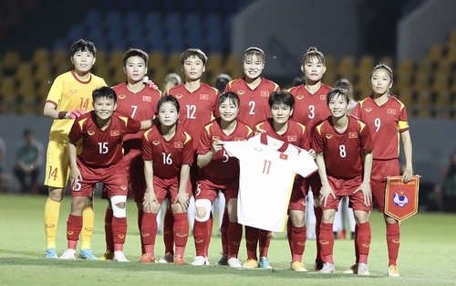 Cựu tuyển thủ Đỗ Thị Ngọc Châm: 'Cảm phục các bóng hồng tuyển nữ Việt Nam'