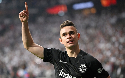 Frankfurt vs Rangers: Cuộc chiến của Borre và Ramsey