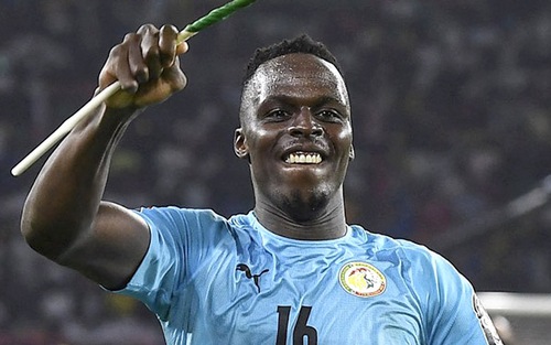 Edouard Mendy: Từ thất nghiệp tới giành mọi danh hiệu trong 1 năm