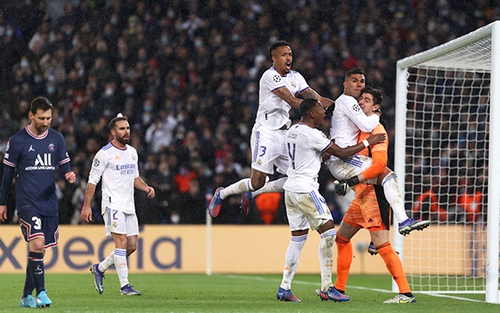 Real Madrid: Không có lựa chọn ngoài thất bại