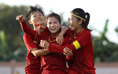 'Đội tuyển Việt Nam hãy ra sân với tinh thần tận hiến'