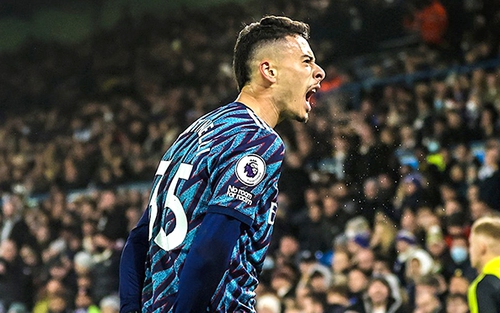Không Aubameyang, Arsenal vẫn chắc Top 4