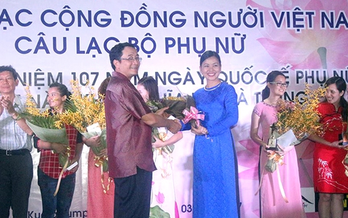 Những tấm lòng vì người Việt nơi đất khách -Kỳ cuối