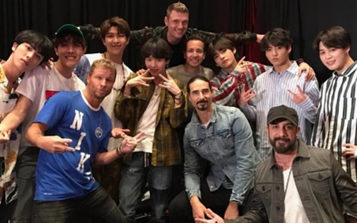 Backstreet Boys ca ngợi BTS hết lời