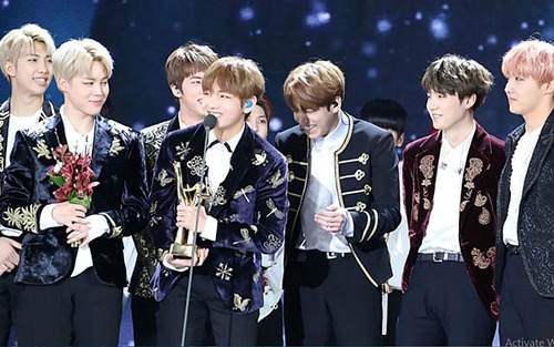 Cuộc chiến giành BTS cho các sự kiện âm nhạc cuối năm đã bắt đầu