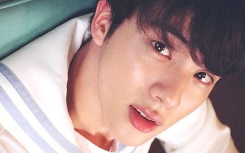 8 nam thần K-pop đẹp hơn khi ở tuổi tam thập: Jin BTS, Kai EXO…