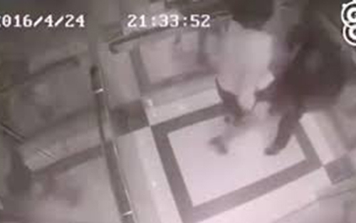 Chuyện sàm sỡ trong thang máy: Thế giới cũng ‘đau đầu’